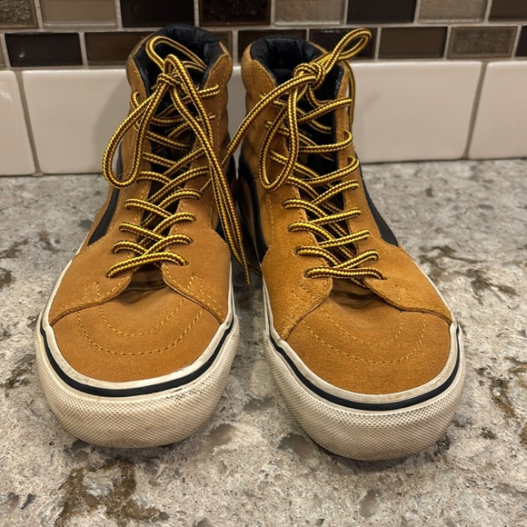 VANS Sk8-HI Skateboard shoes - Picture 2 of 8